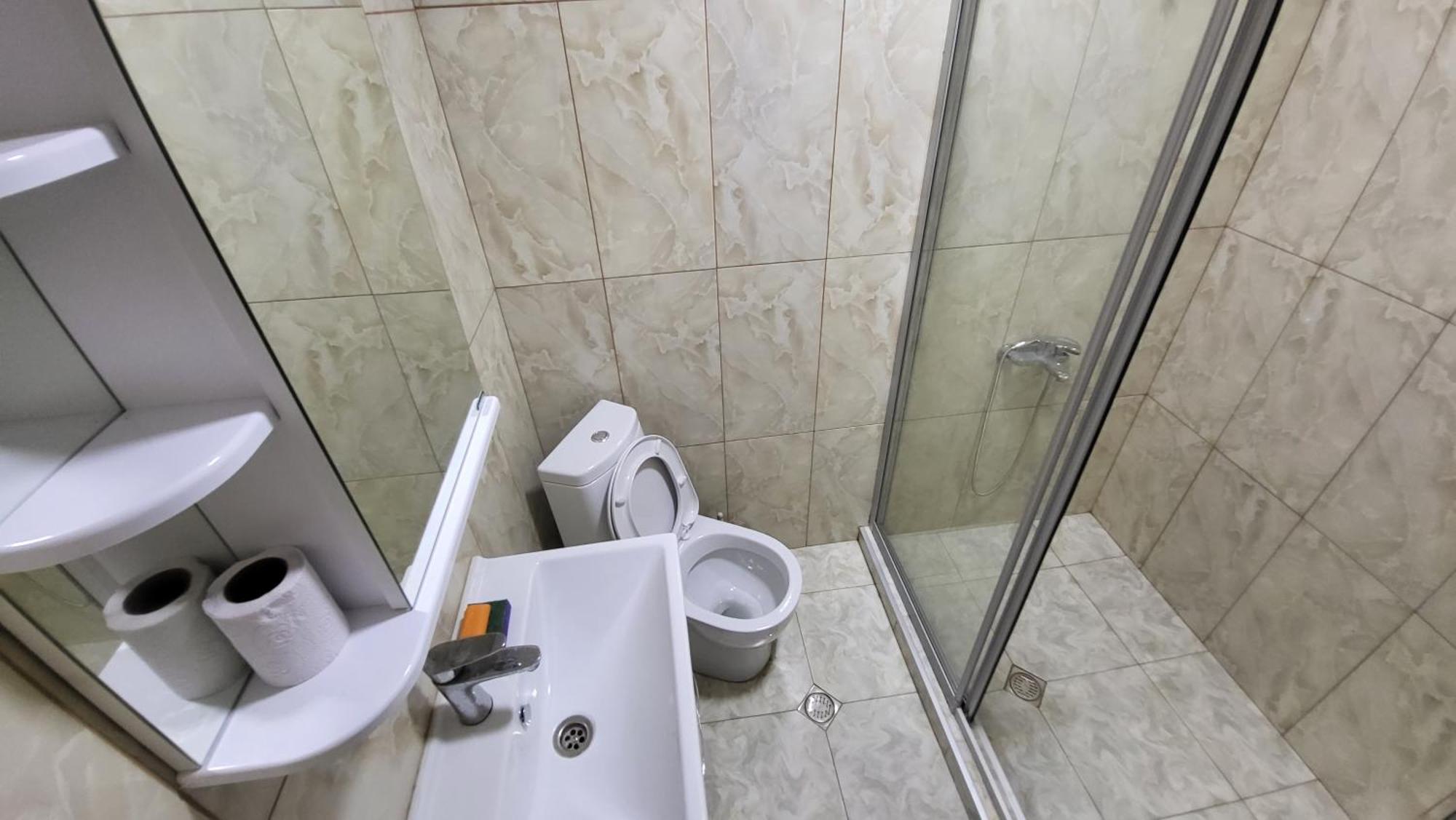 Guesthouse Gocha Beridze Batumi Exteriör bild